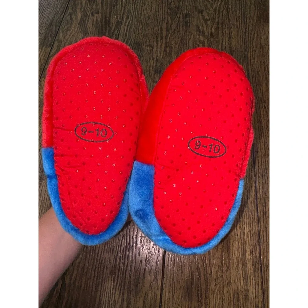 NWT vintage 2004 Spider-Man toddler slippers 9/10